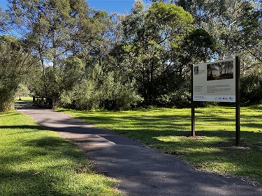 New sign at Wingrove Park