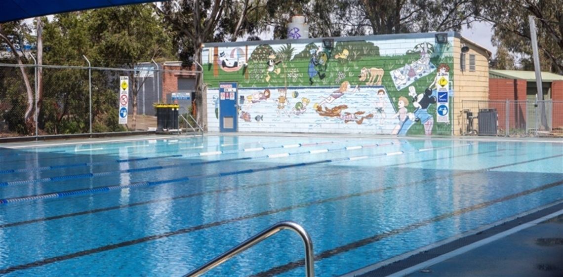 diamond_creek_outdoor_pool_2_1.jpg