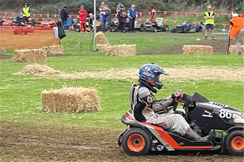 Hurstbridge Mower Race Track phoot - low res.png