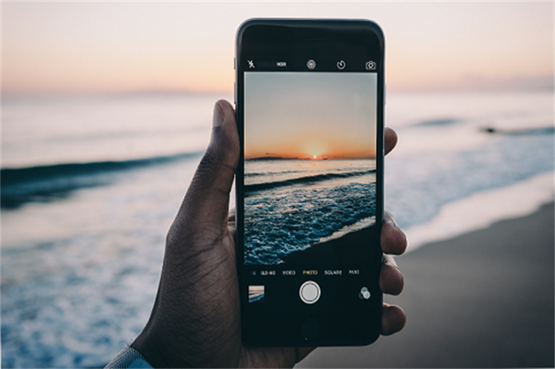 LLN - iPhone camera class - DC (500 x 333 px).png